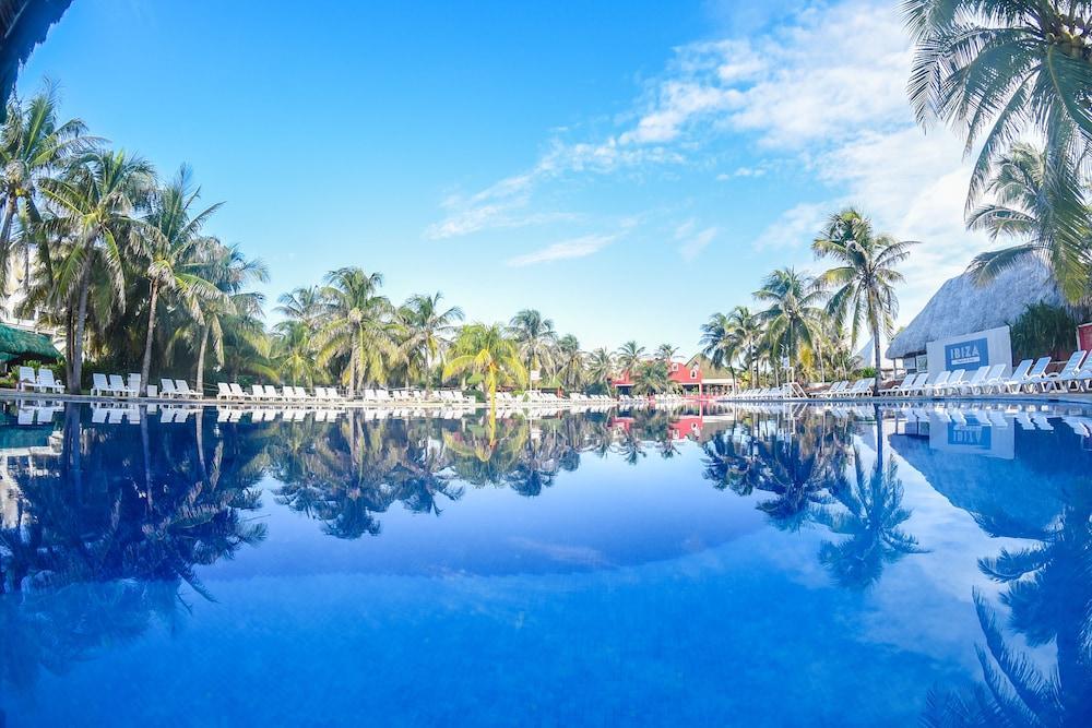 Oasis Cancun Lite Екстериор снимка