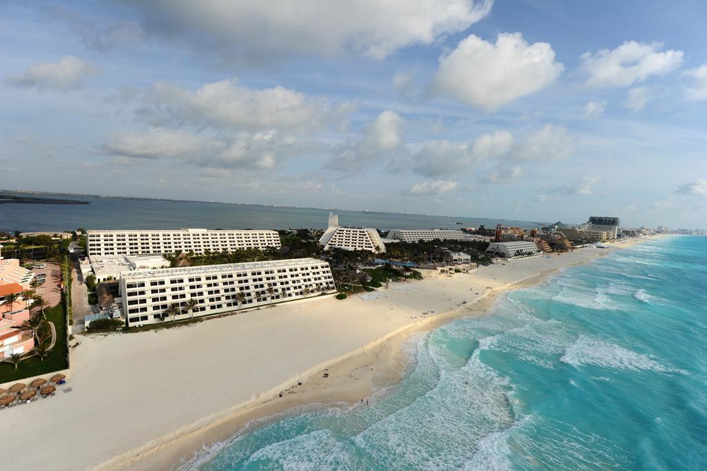 Oasis Cancun Lite Екстериор снимка