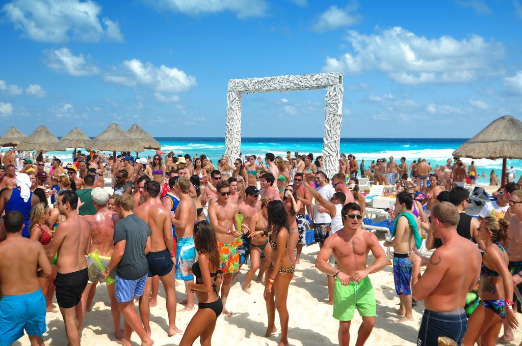 Oasis Cancun Lite Екстериор снимка